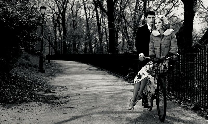 Couple on Bicycle — Black
