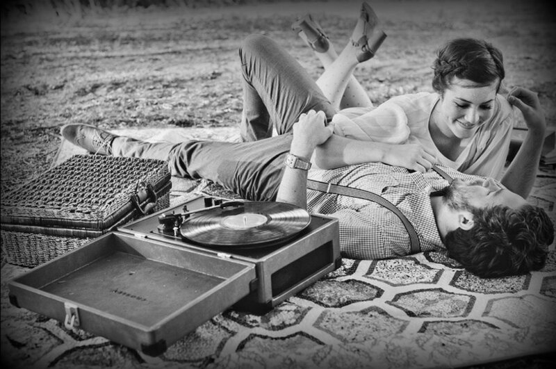Couple on Blanket — Black