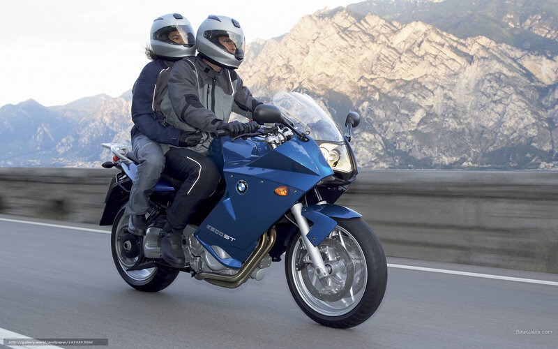 Couple on Blue Motorcycle — Dynamic