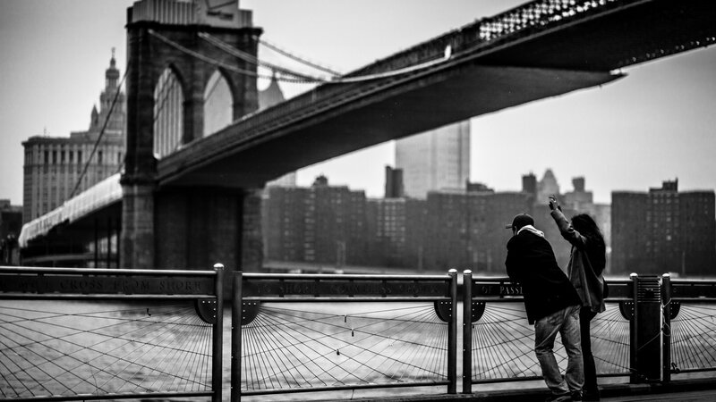Couple on Bridge — Black