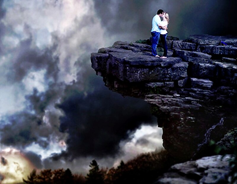 Couple on Cliff Edge — Gray