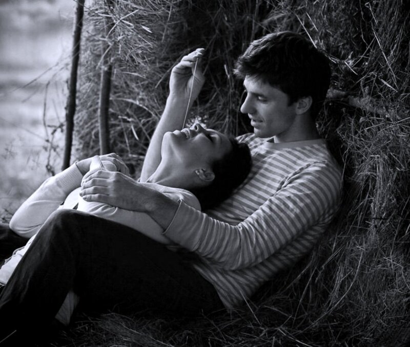 Couple on Hay Bale — Black