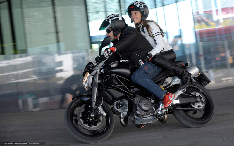 Couple on Motorcycle — Black, Dynamic