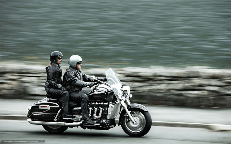 Couple on Motorcycle — Black