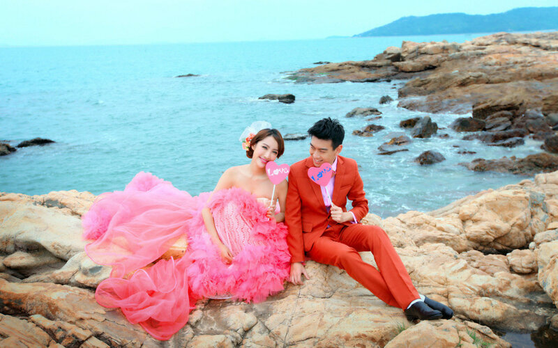 Couple on Rocky Shore — Pink