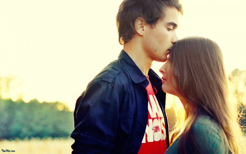 couple sharing a kiss