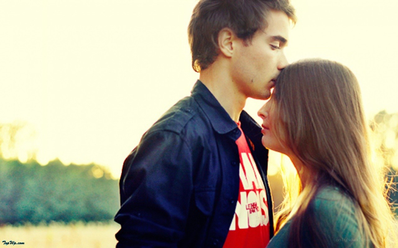 couple sharing a kiss