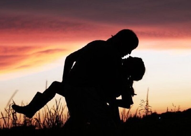 Couple Silhouette — Purple, Romantic