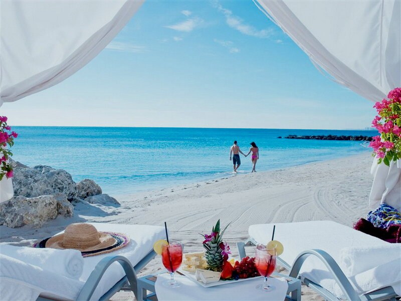 Couple Walking on Beach — Blue, Serene