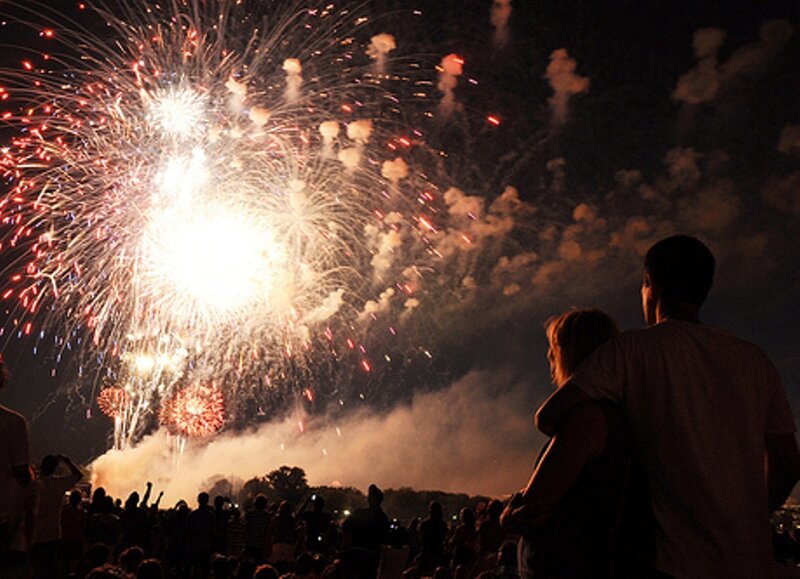 Couple Watching Fireworks — Black