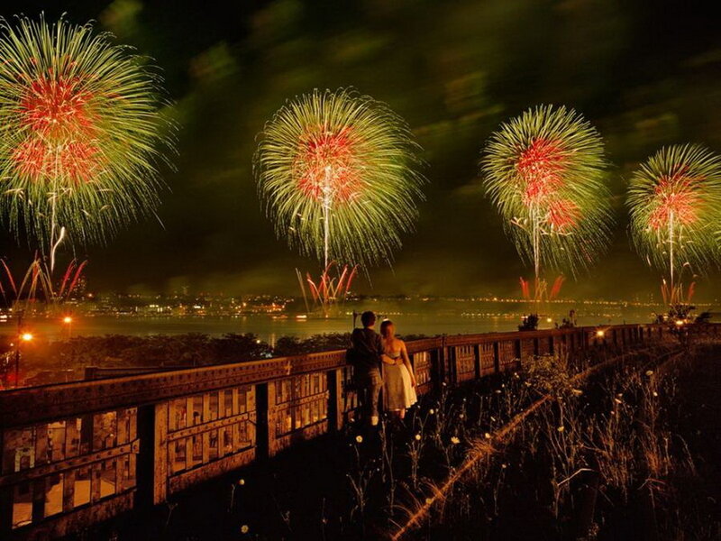 Couple Watching Fireworks — Green