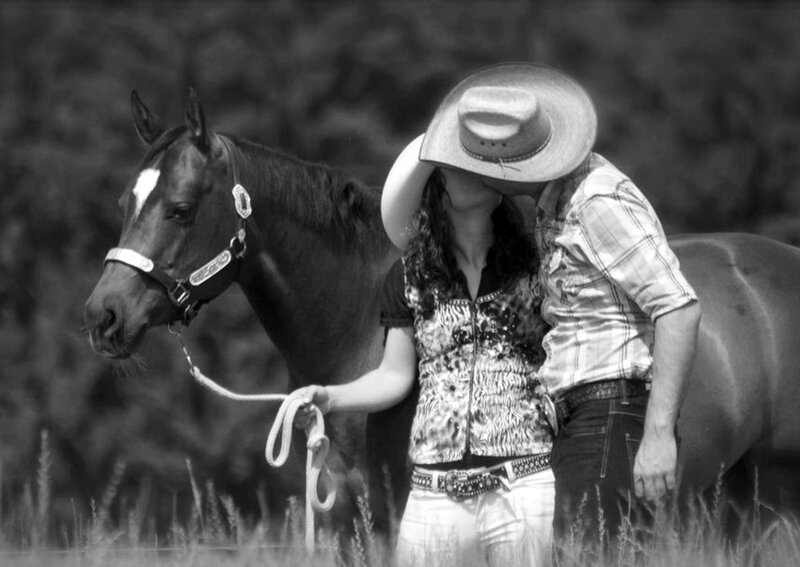 Couple with Horse — Black