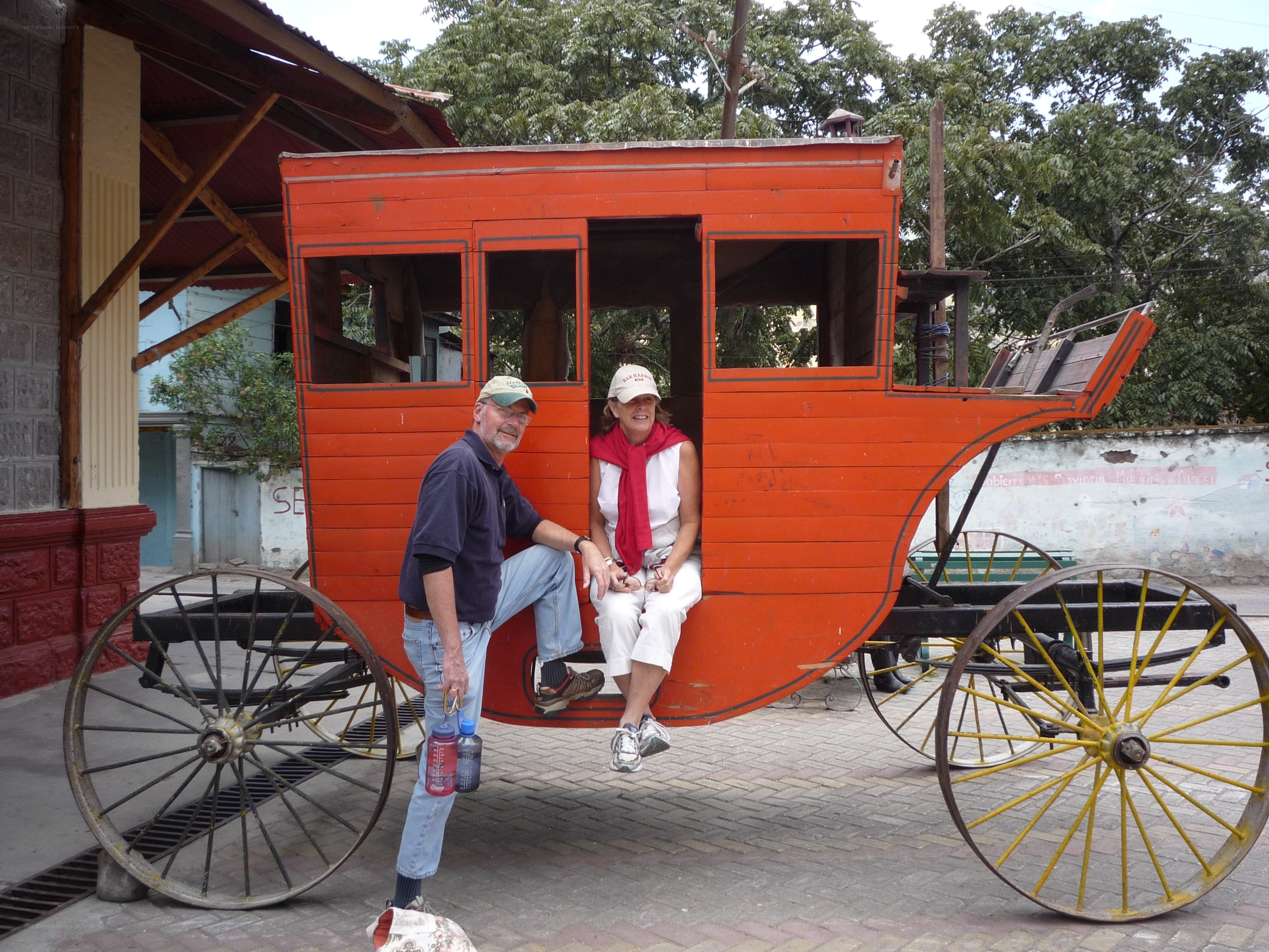 Couple with old carriage
