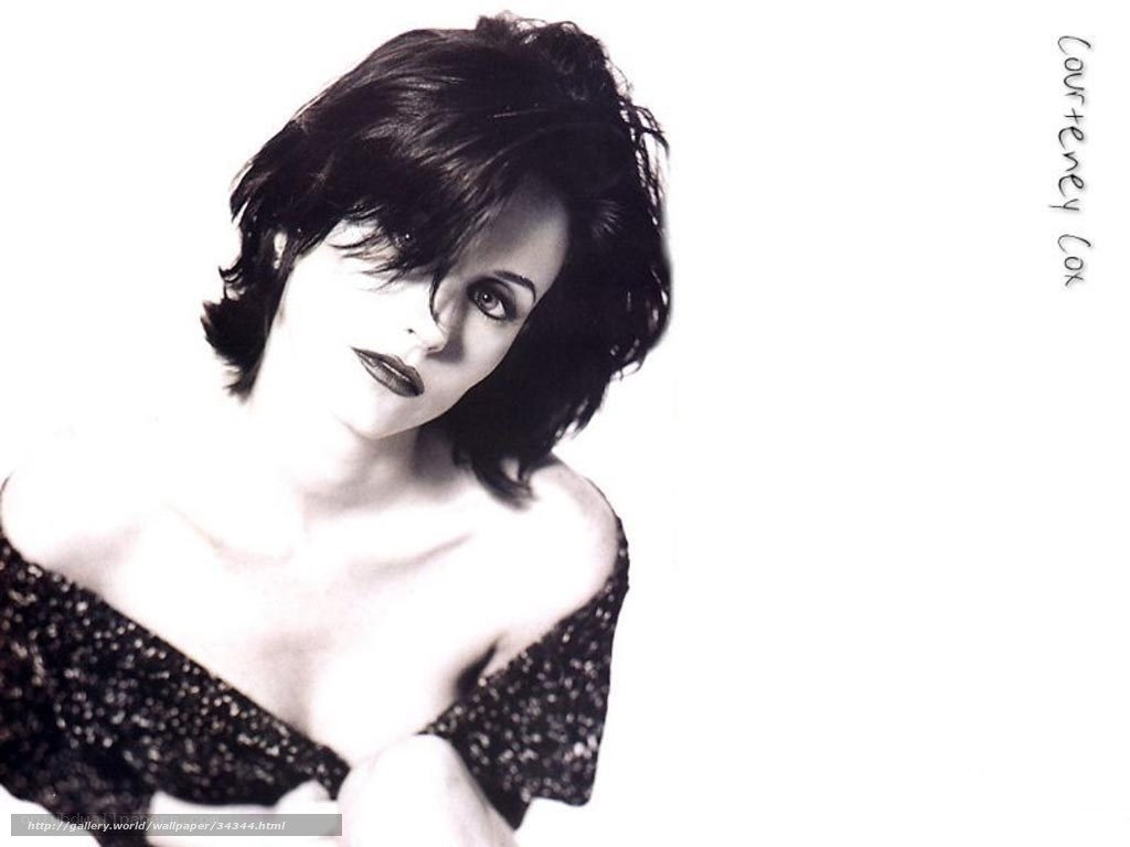 Courtney Cox portrait