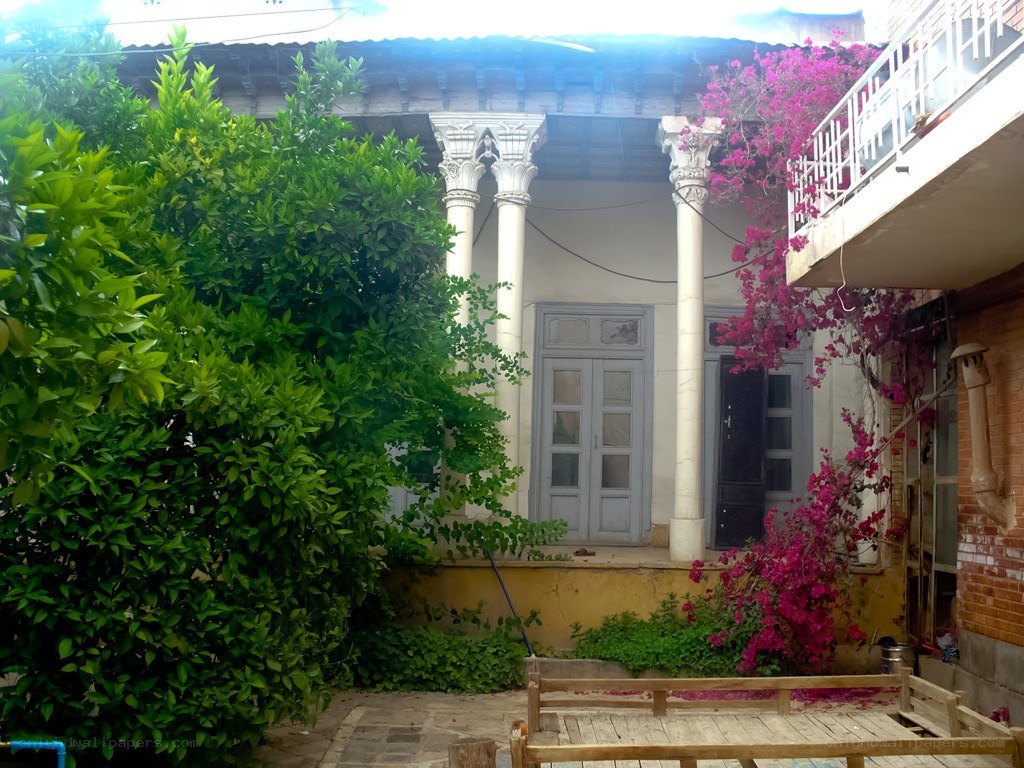 Courtyard with columns and flowers
