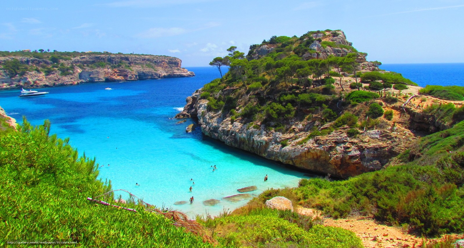 Cove with turquoise water and cliffs