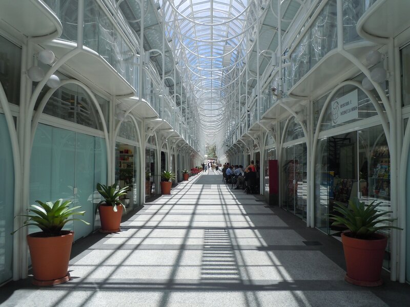 Covered shopping arcade with glass roof