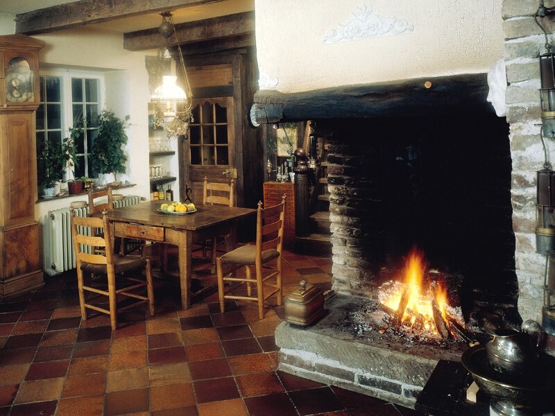 Cozy fireplace dining room