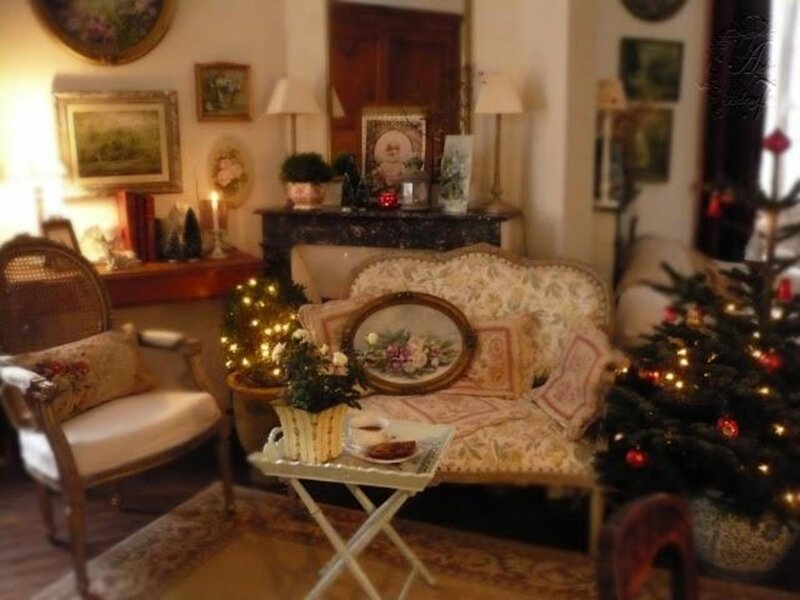 Cozy Living Room — Beige