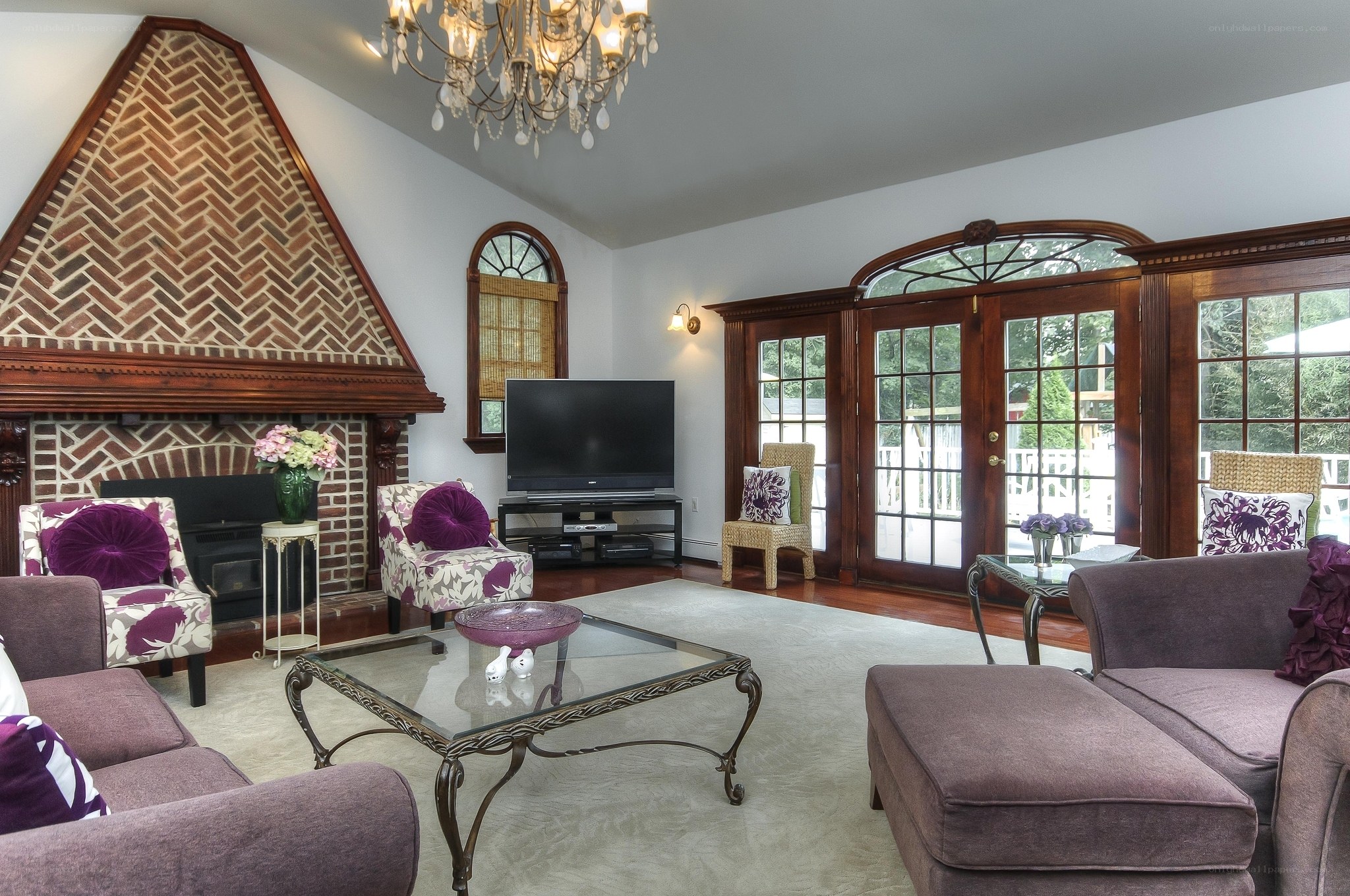 Cozy living room with fireplace