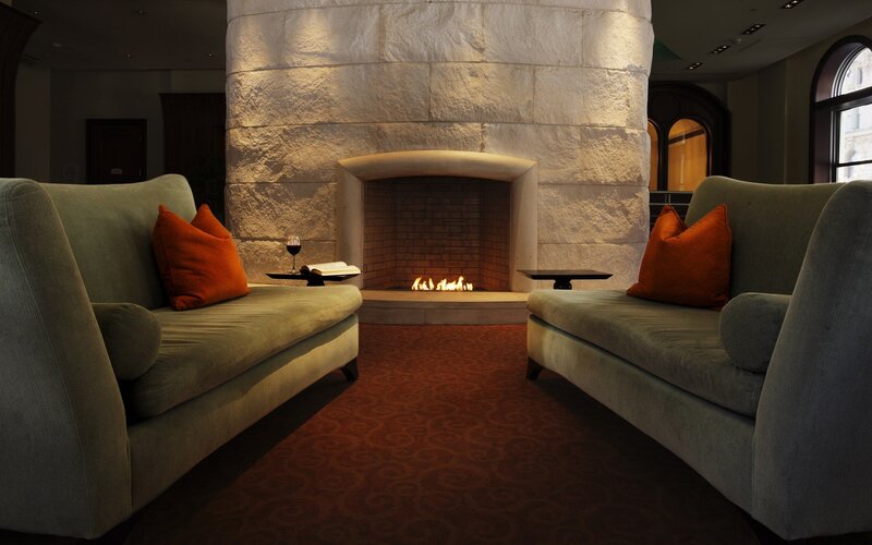 Cozy lounge with fireplace