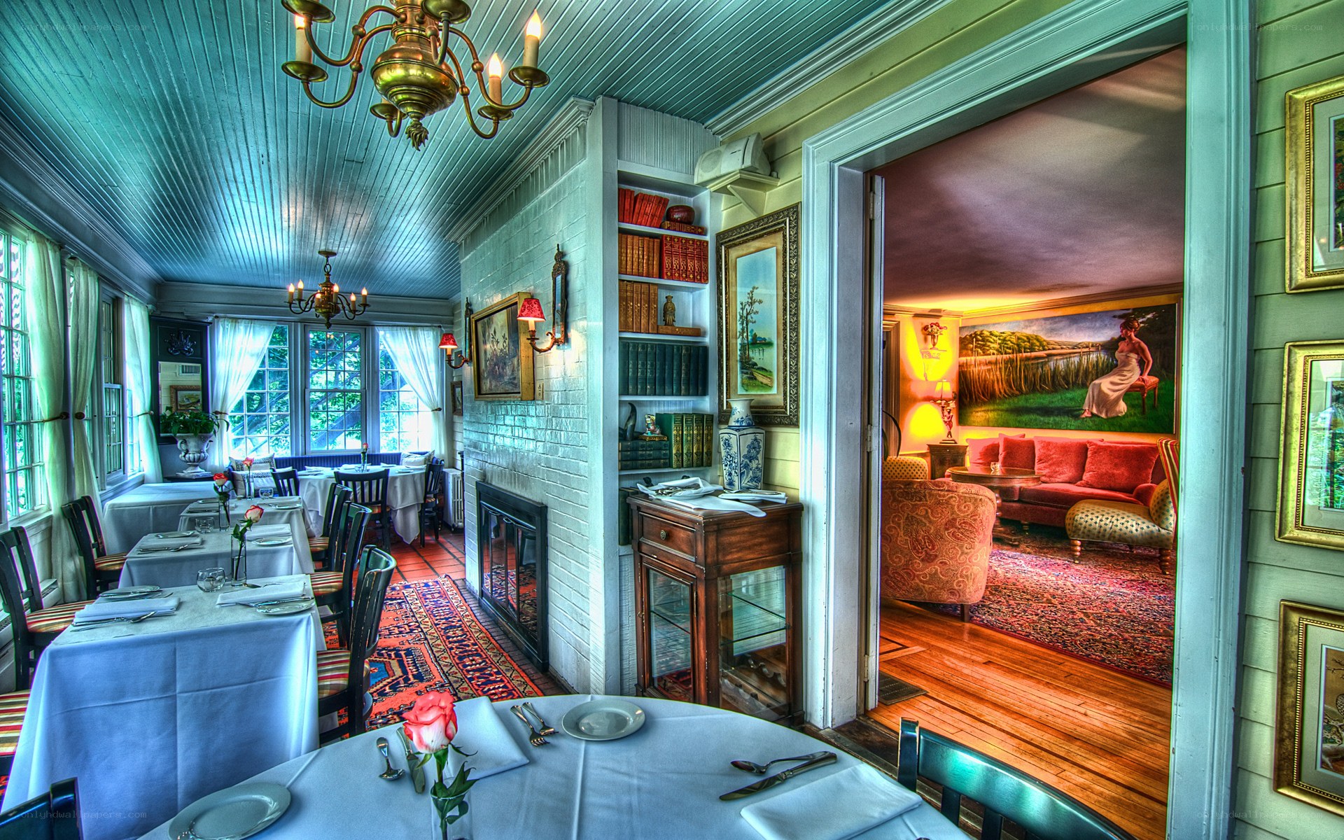 Cozy restaurant dining room