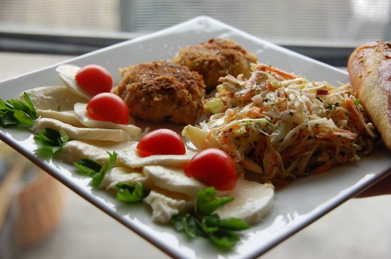 crab cakes with coleslaw and mozzarella