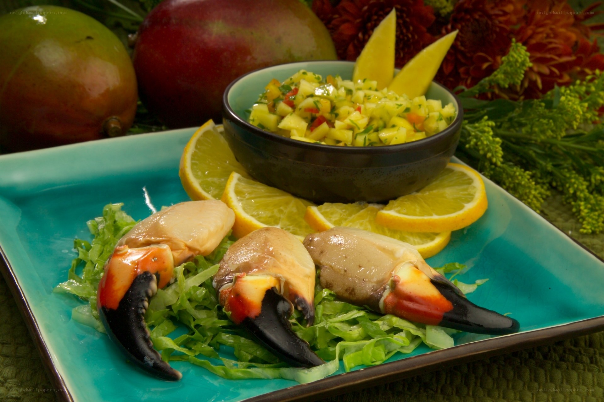 Crab claws with mango salsa