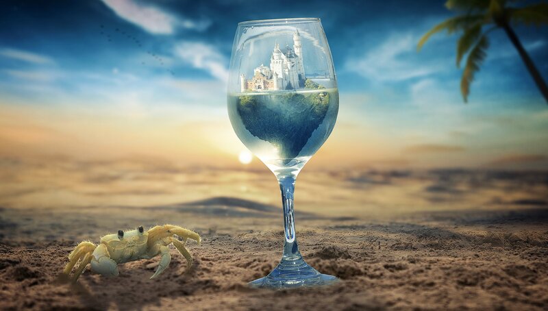 Crab on Beach — Blue