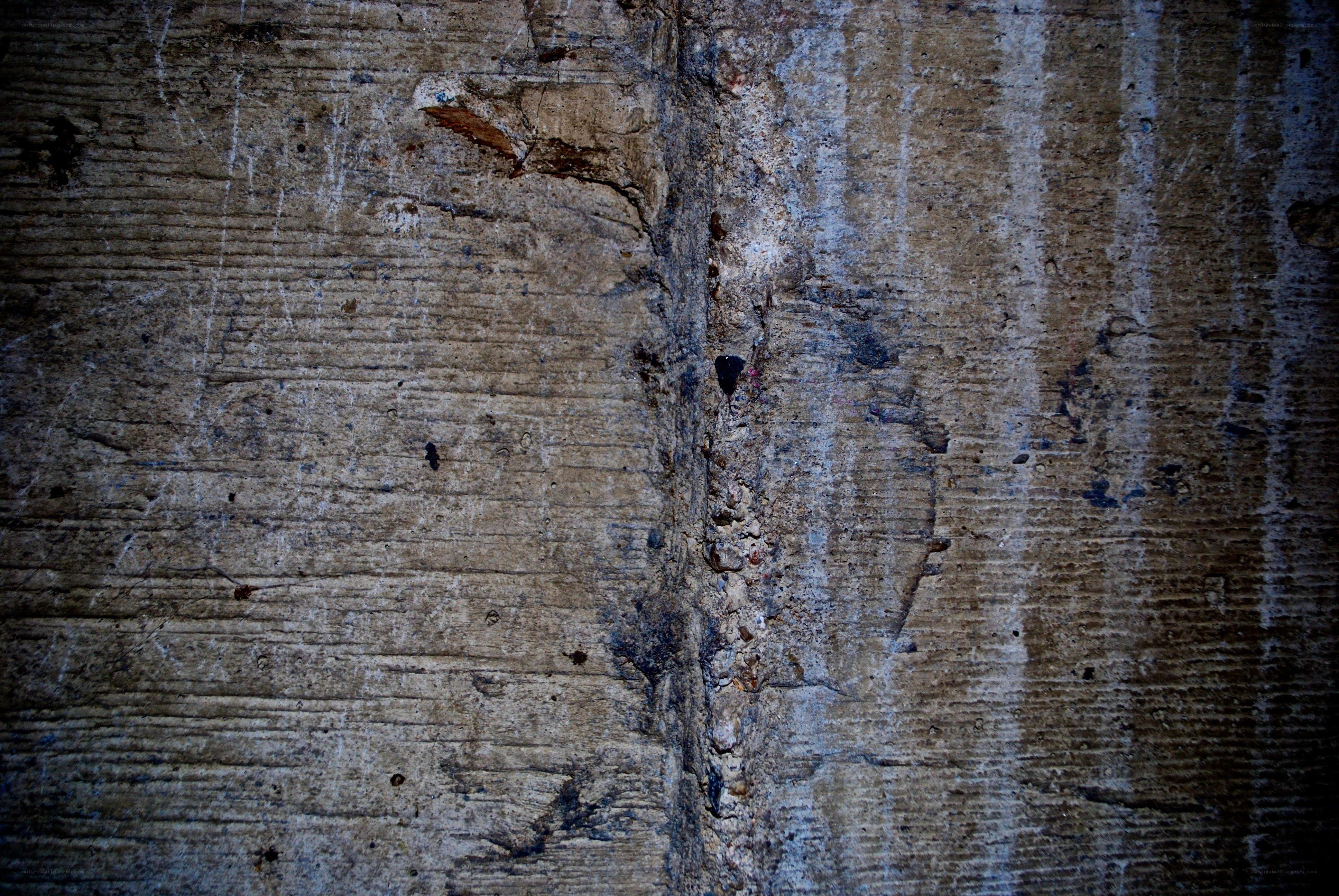 cracked concrete wall texture