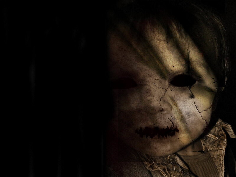 Cracked Doll Face — Black