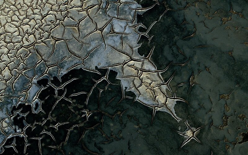 Cracked Dry Earth — Gray, Arid, Photograph