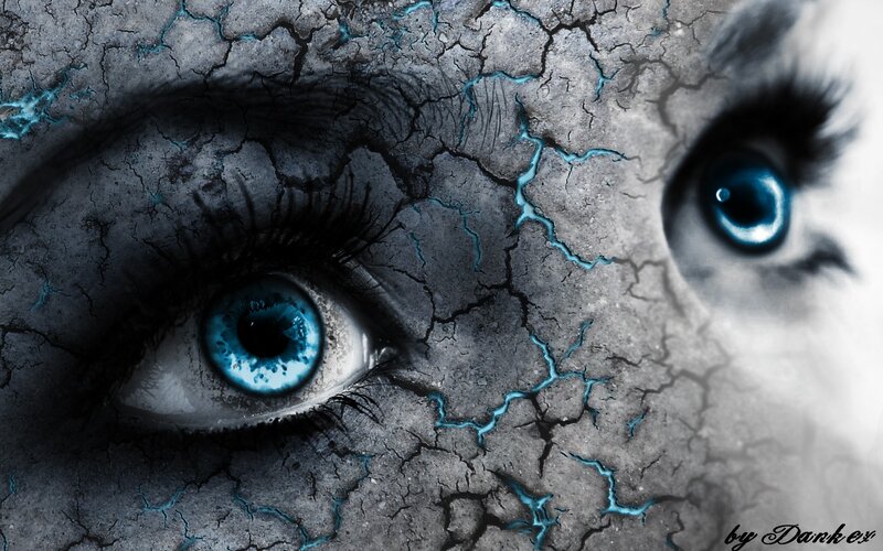 Cracked Face with Blue Eyes — Gray