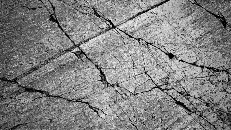 Cracked Stone Surface — Black, Textured