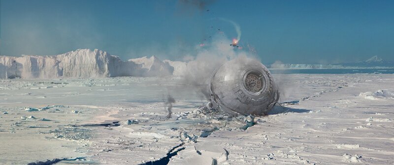 Crashed Spaceship — White