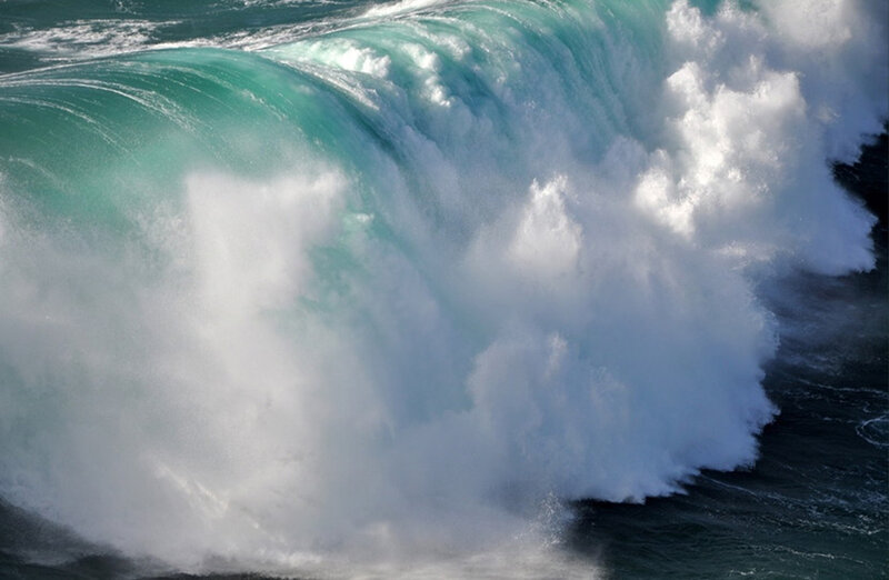 Crashing Ocean Wave — Blue, Dramatic, Afternoon