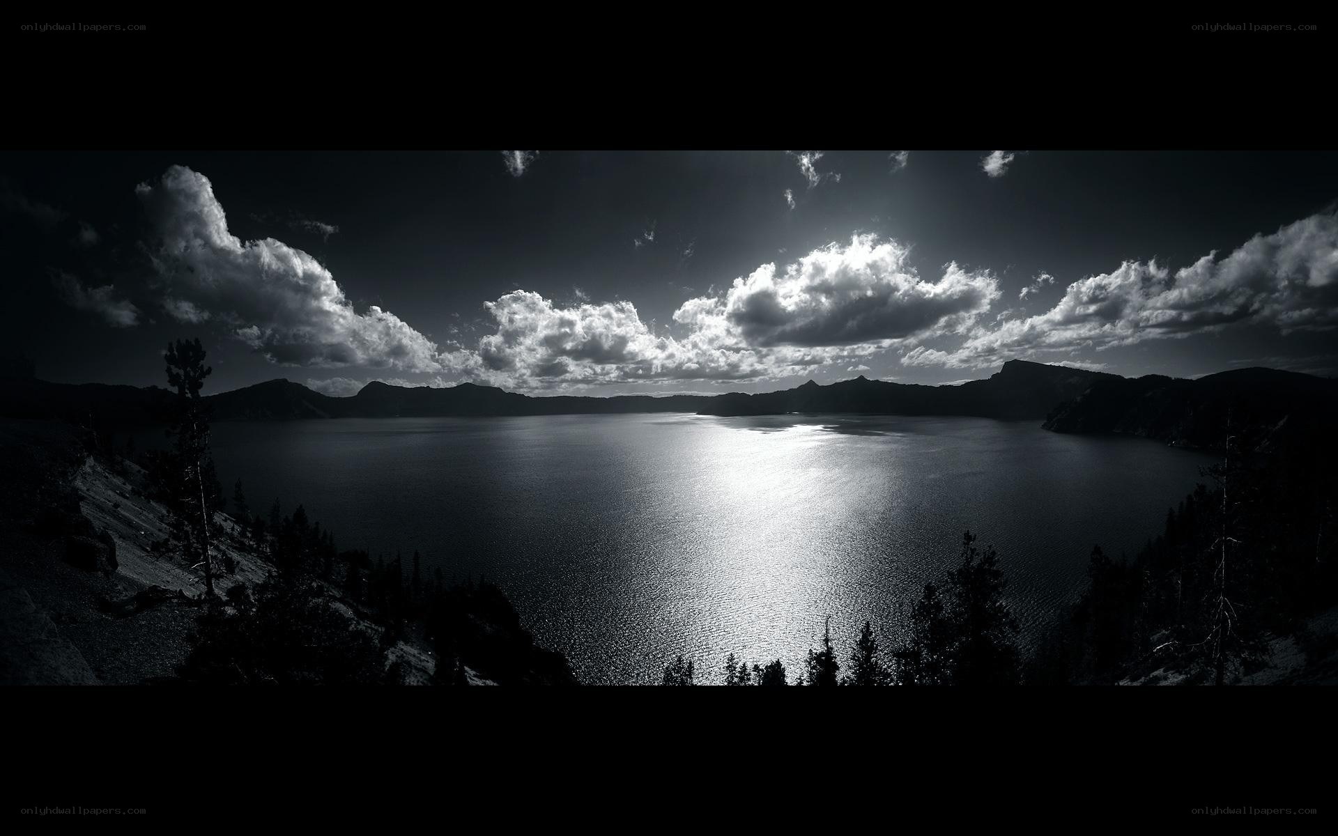 Crater Lake at dawn