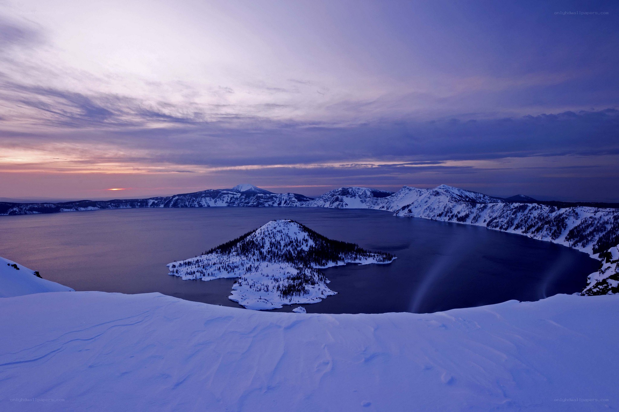 Crater Lake at dusk
