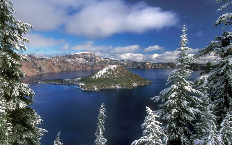 Crater Lake in Winter — Blue, Island