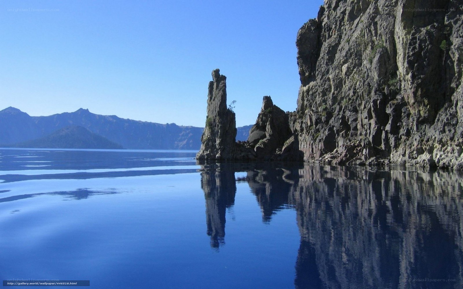 Crater Lake rock formations
