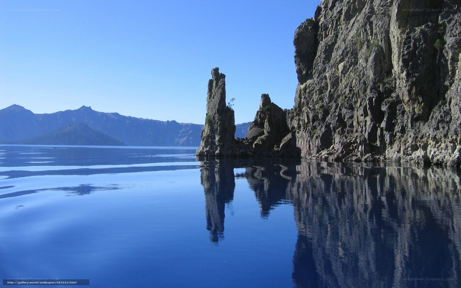 Crater Lake rock formations