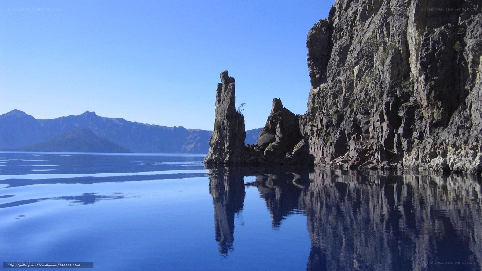 Crater Lake rock formations