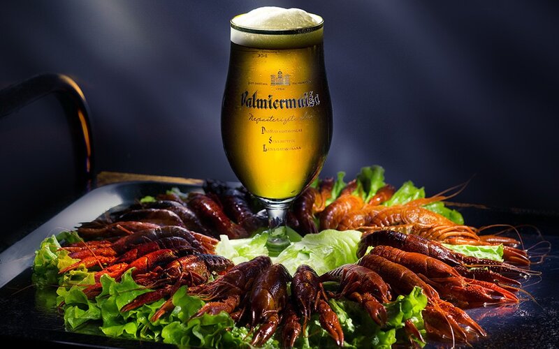 Crayfish Platter with Beer