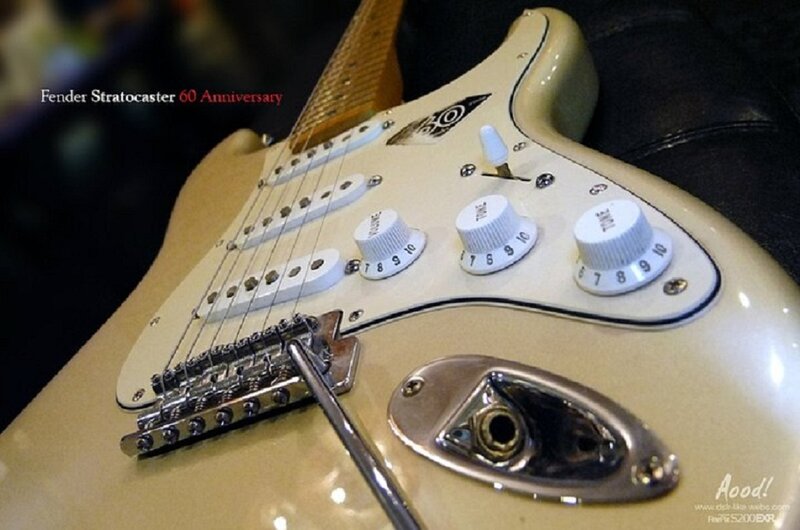 Cream-colored Electric Guitar — Cream