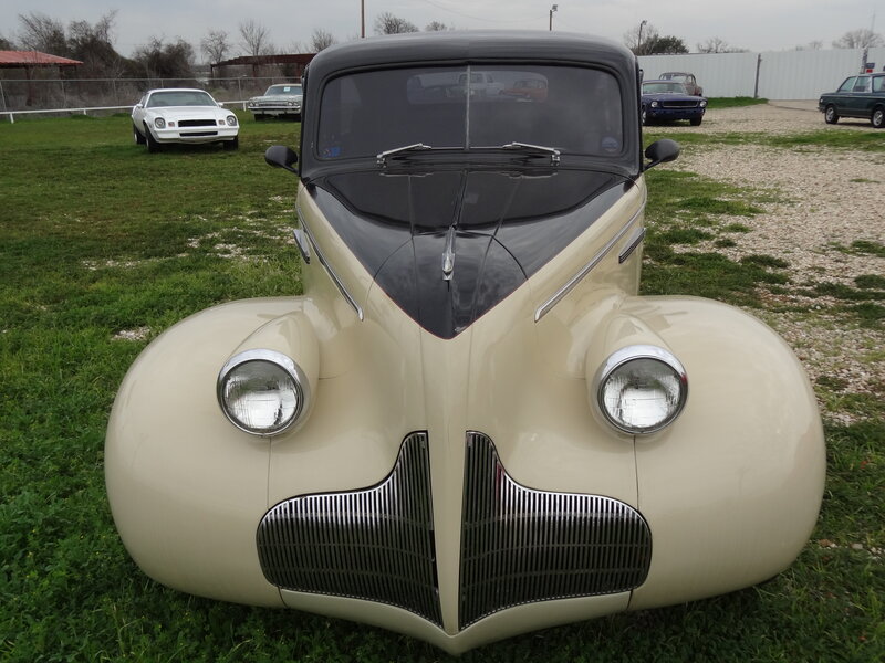 Cream-colored Vintage Car — Cream, Calm