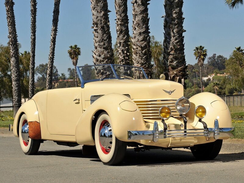 Cream-colored Vintage Car — Cream, Serene