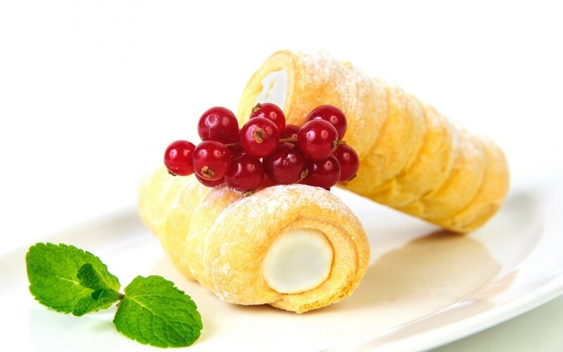 Cream-filled Pastries — White