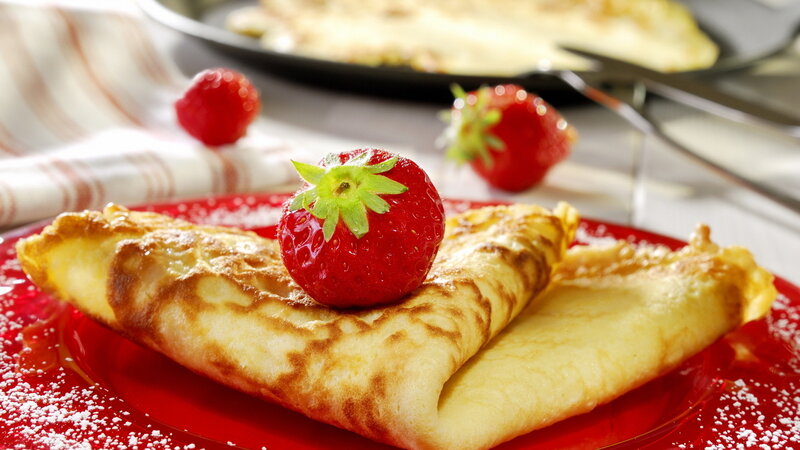 Crepes with Strawberries