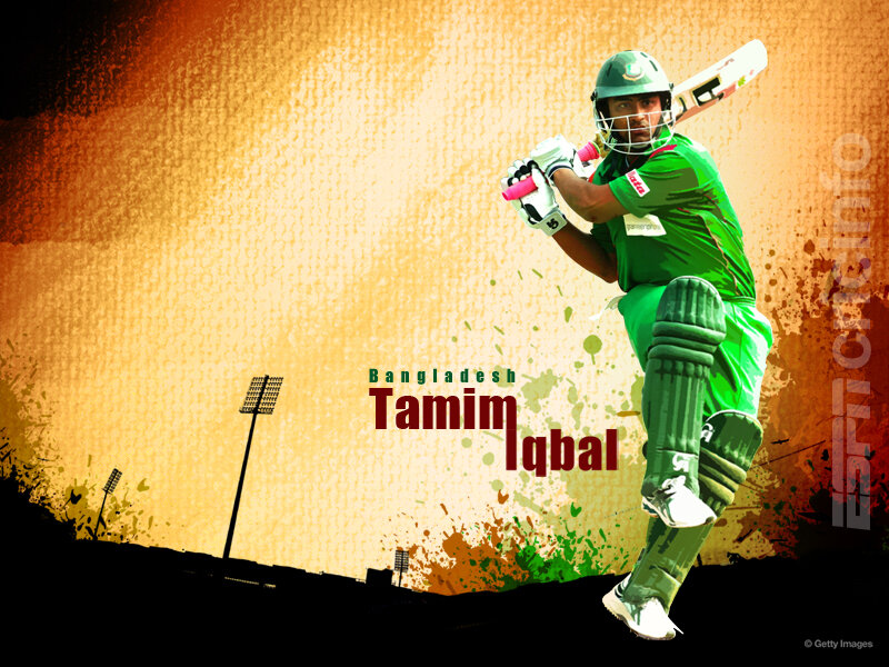 Cricketer Batting — Green, Dynamic, Illustration