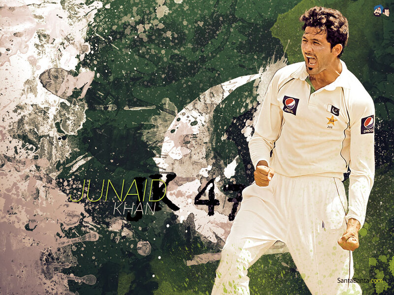 Cricketer Celebrating — Green, Dynamic